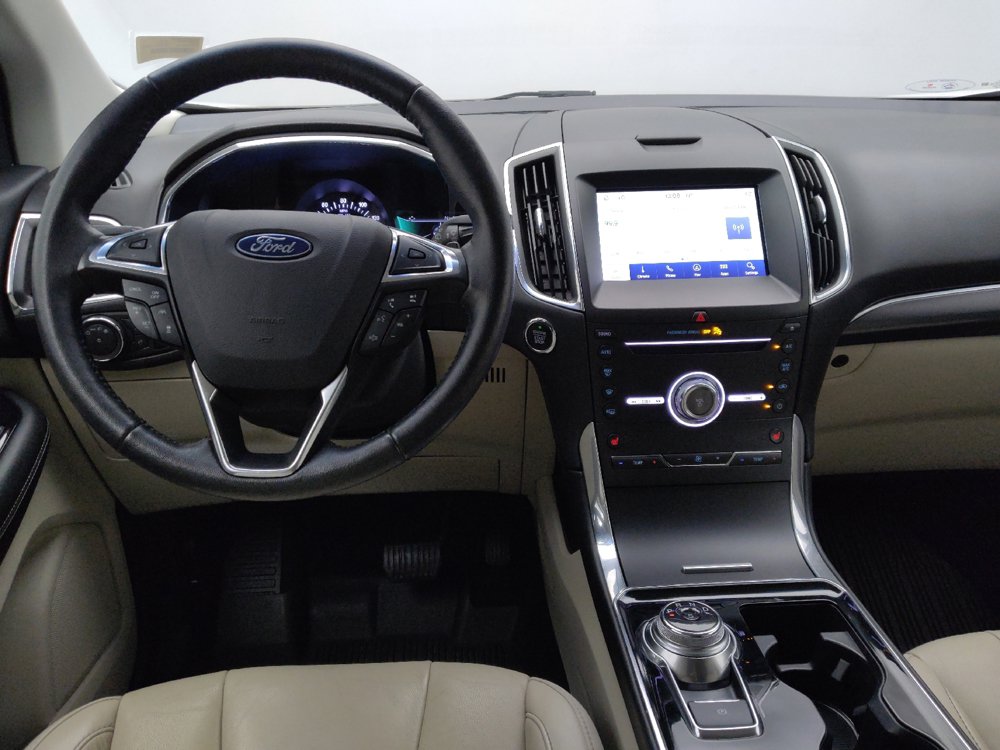 Used 2019 Ford Edge Titanium w/ Cold Weather Package AWD/4WD image 22