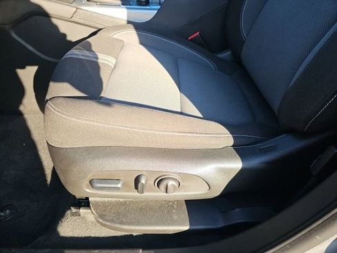 Used 2024 Chevrolet Blazer LT image 20