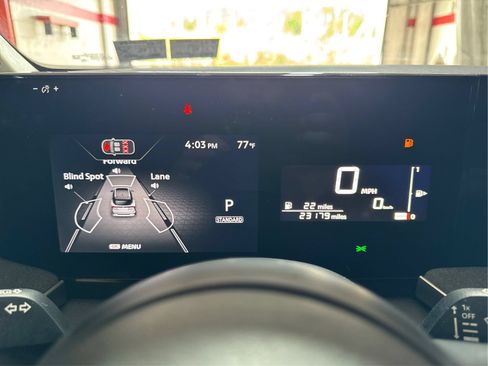 Used 2026 Nissan Kicks SV FWD image 16