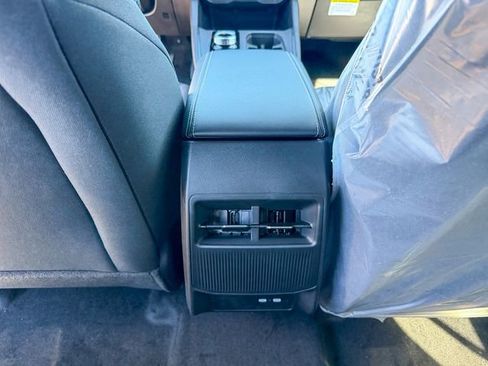 New 2026 Jeep Cherokee Laredo image 23