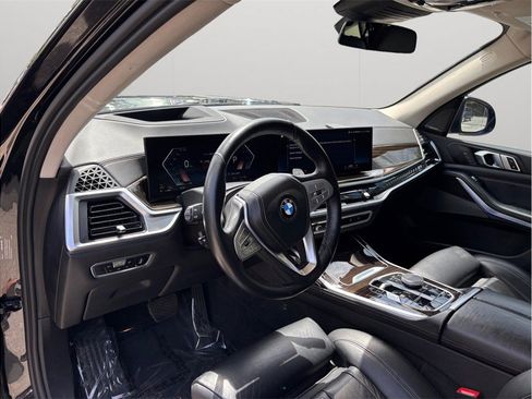 Used 2023 BMW X7 xDrive40i AWD/4WD image 6