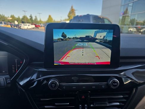 Used 2024 Ford Escape ST-Line image 18