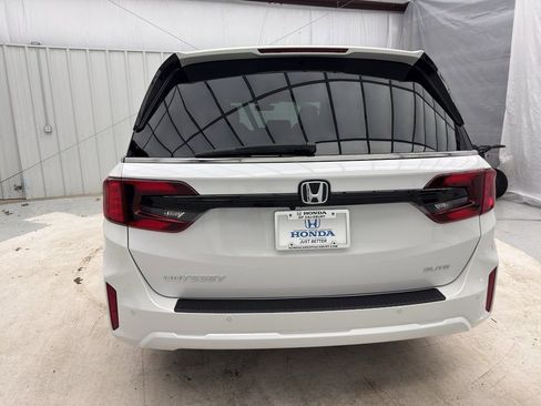 New 2026 Honda Odyssey Elite image 7