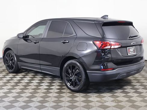 Used 2023 Chevrolet Equinox LS w/ LS Convenience Package FWD image 7