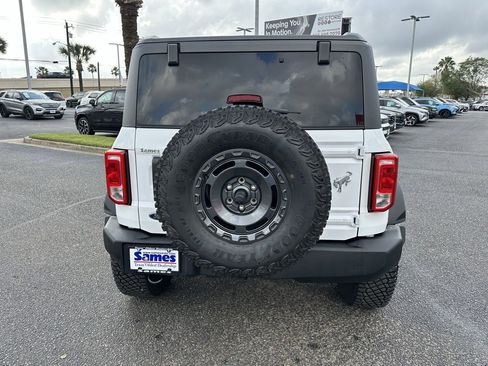 Used 2024 Ford Bronco Big Bend image 5