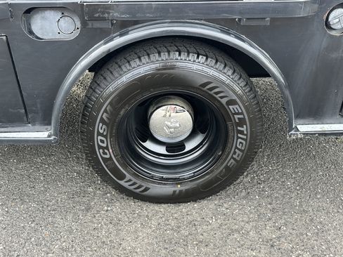 Used 2018 RAM 3500 Tradesman w/ Chrome Appearance Group image 25