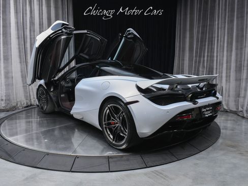 Used 2018 McLaren 720S Luxury RWD image 30