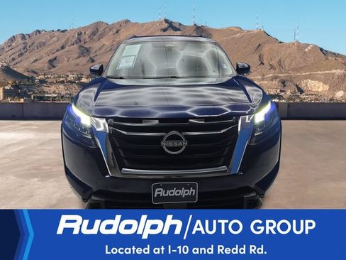 Used 2025 Nissan Pathfinder SV AWD/4WD image 8