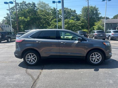 Used 2022 Ford Edge SEL AWD/4WD image 5