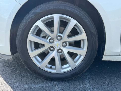 Used 2013 Chevrolet Malibu LTZ FWD image 2