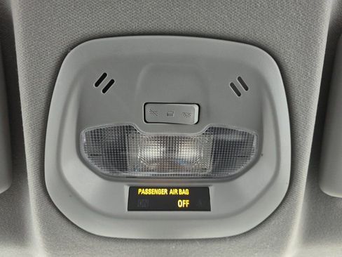 Used 2017 Chevrolet Spark LS image 31