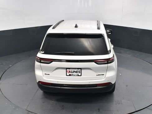 Used 2023 Jeep Grand Cherokee Limited w/ Black Appearance Package image 42