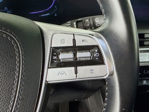 Used 2025 Kia Telluride S image 15