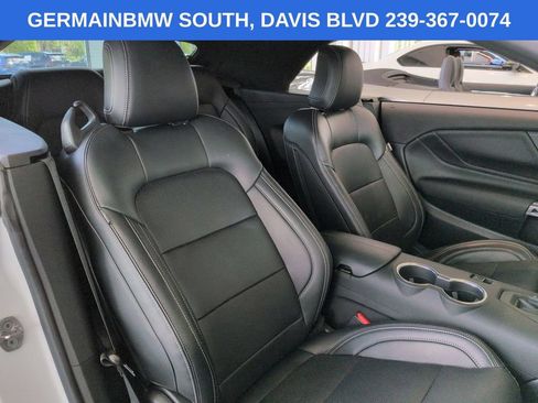 Used 2025 Ford Mustang GT RWD image 15