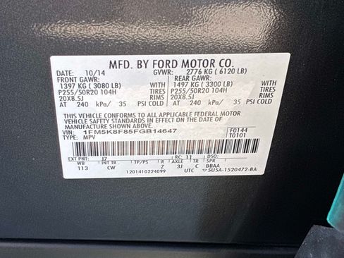 Used 2015 Ford Explorer Limited w/ Equipment Group 302A AWD/4WD image 26