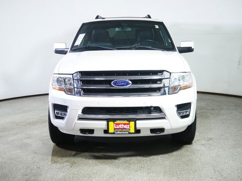 Used 2017 Ford Expedition EL Limited w/ Equipment Group 301A AWD/4WD image 2