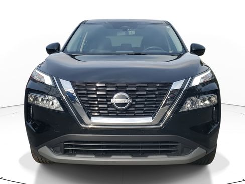 Certified 2023 Nissan Rogue SV image 2