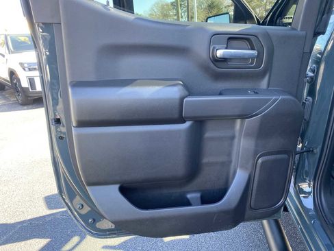 Used 2025 Chevrolet Silverado 1500 Custom Trail Boss AWD/4WD image 58