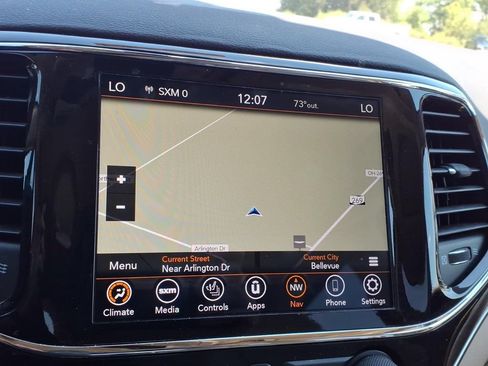 Used 2020 Jeep Grand Cherokee Limited AWD/4WD image 5
