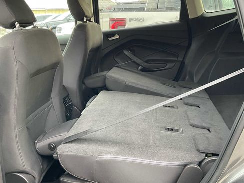 Used 2018 Ford Escape SE image 42