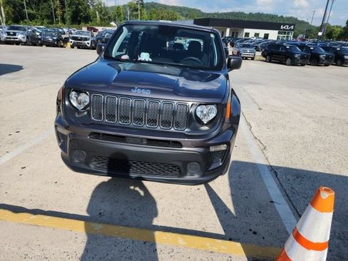 Used 2019 Jeep Renegade Sport AWD/4WD image 4