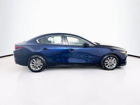 Used 2020 MAZDA MAZDA3 Sedan image 10