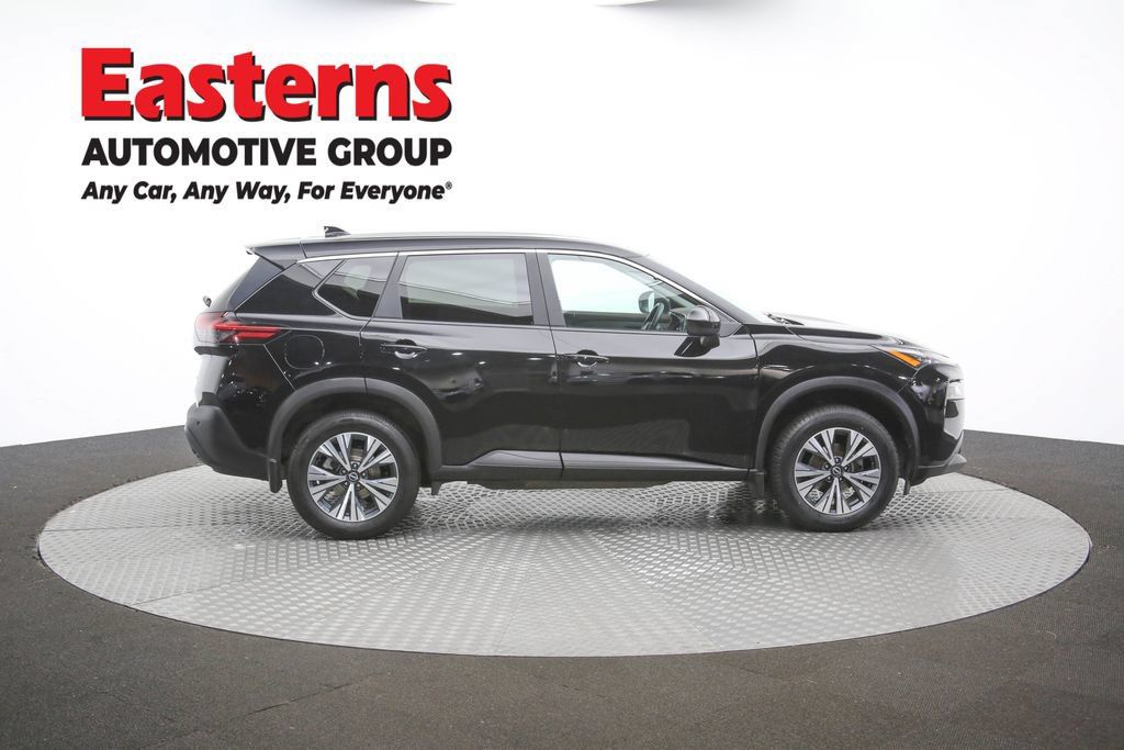 Used 2023 Nissan Rogue SV AWD/4WD image 43