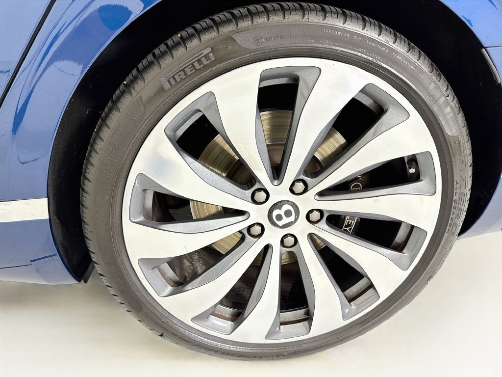 Certified 2020 Bentley Flying Spur W12 AWD/4WD image 30