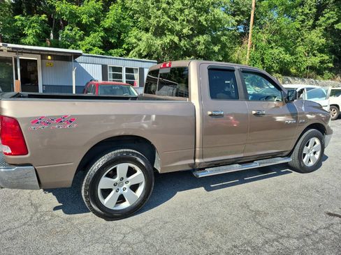 Used 2010 Dodge Ram 1500 Truck SLT w/ Big Horn Regional Pkg AWD/4WD image 3