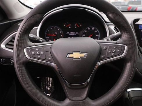 Used 2024 Chevrolet Malibu LT image 10