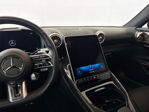 Used 2022 Mercedes-Benz SL 55 AMG 4MATIC image 39