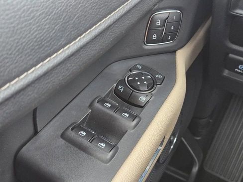 Used 2024 Ford Expedition Max Limited image 12