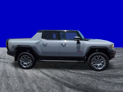 Used 2025 GMC Hummer EV 3X w/ LPO, Sport Package AWD/4WD image 3