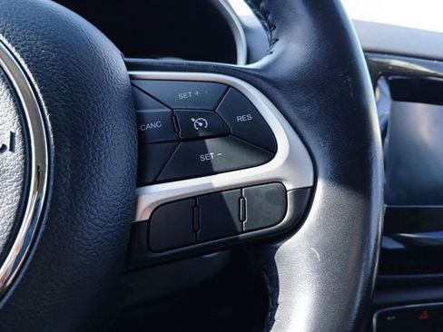 Used 2020 Jeep Compass Latitude image 29