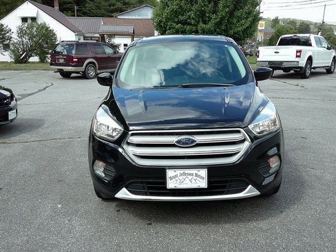 Used 2019 Ford Escape SE AWD/4WD image 2