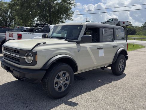 New 2026 Ford Bronco Big Bend AWD/4WD image 6