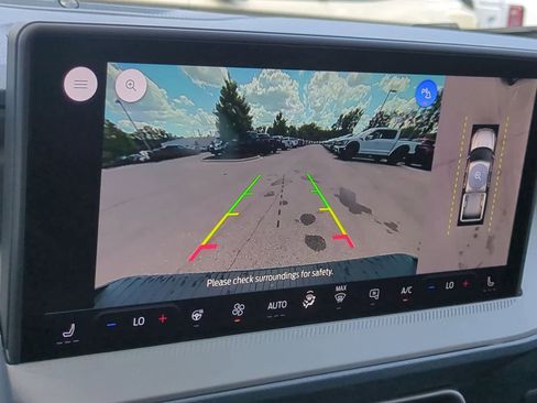 New 2025 Ford Maverick Lobo image 31