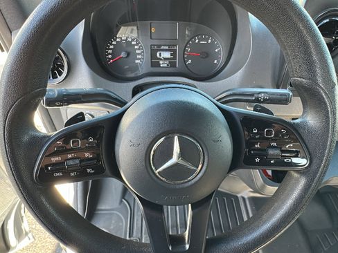 Used 2019 Mercedes-Benz Sprinter 144 Cargo image 18