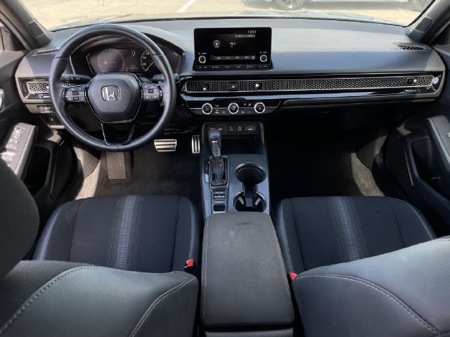 Used 2025 Honda Civic Sport image 9