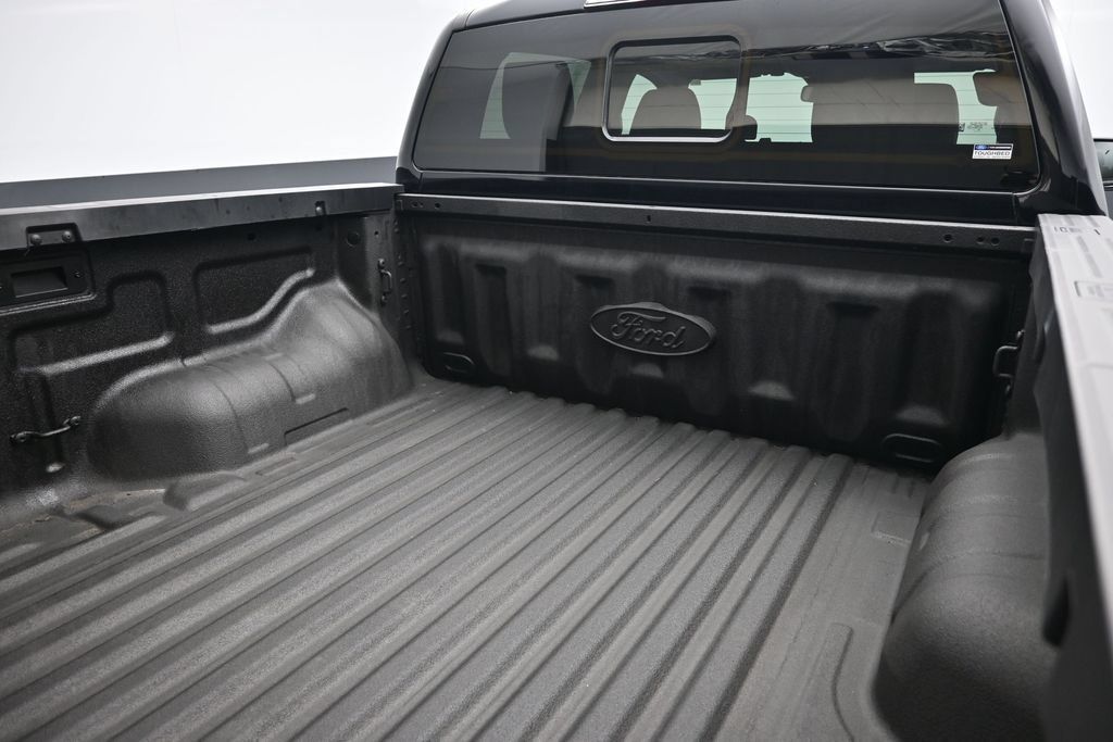 Used 2024 Ford Ranger Lariat w/ FX4 Off-Road Package AWD/4WD image 2