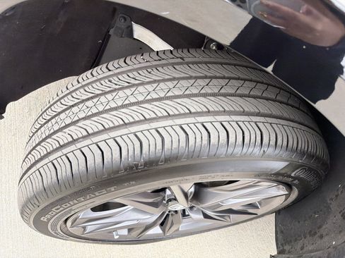 Certified 2025 Acura ADX A-Spec image 12