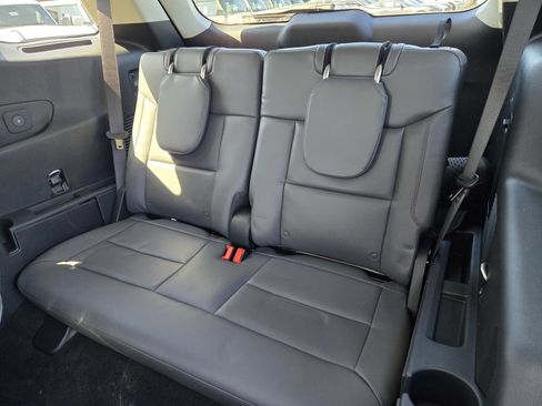 New 2026 Ford Explorer Active w/ Active Comfort Package RWD image 7
