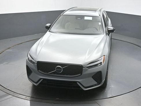 New 2026 Volvo XC60 B5 Core w/ Protection Package Premier image 44