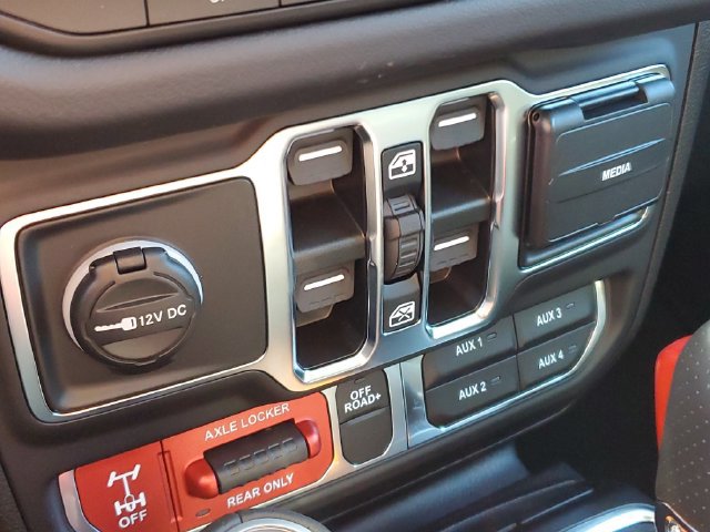 New 2027 Jeep Gladiator Mojave AWD/4WD image 37