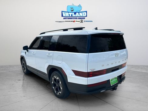 Used 2025 Hyundai Santa Fe SEL AWD/4WD image 3