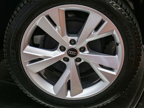 Certified 2023 Audi Q4 e-tron Premium w/ 20" Wheel Package AWD/4WD image 11