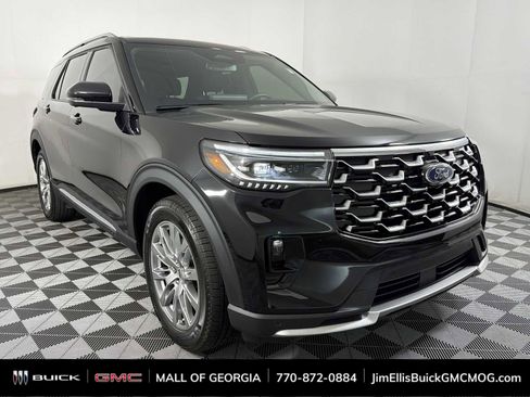 Used 2025 Ford Explorer Platinum image 1