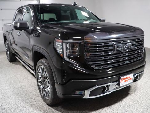 Used 2024 GMC Sierra 1500 Denali Ultimate image 5