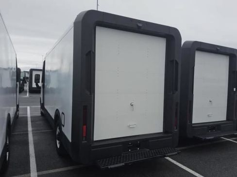 Used 2024 Chevrolet Brightdrop 600 w/ Commercial Equipment Package AWD/4WD image 12