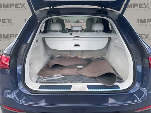 Used 2023 Mercedes-Benz EQE 500 4MATIC SUV w/ Exclusive Trim Package image 29